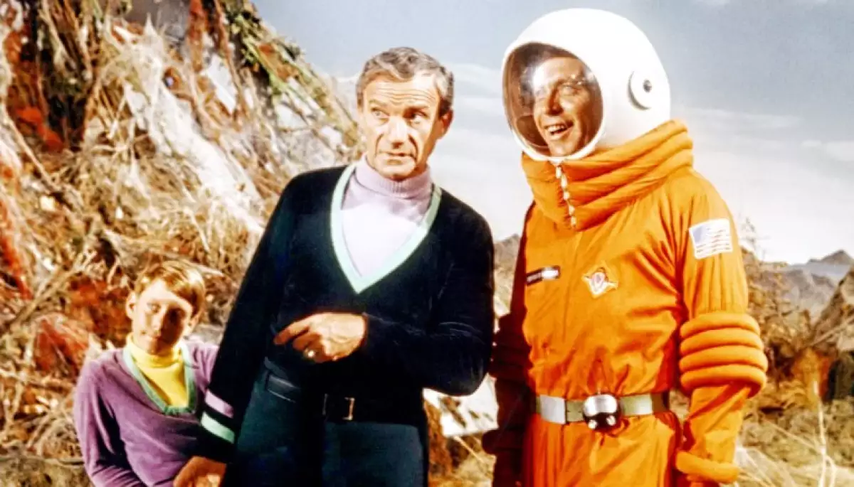 La serie tuvo tres temporadas en los 60 y luego regreso con una película en 1998.