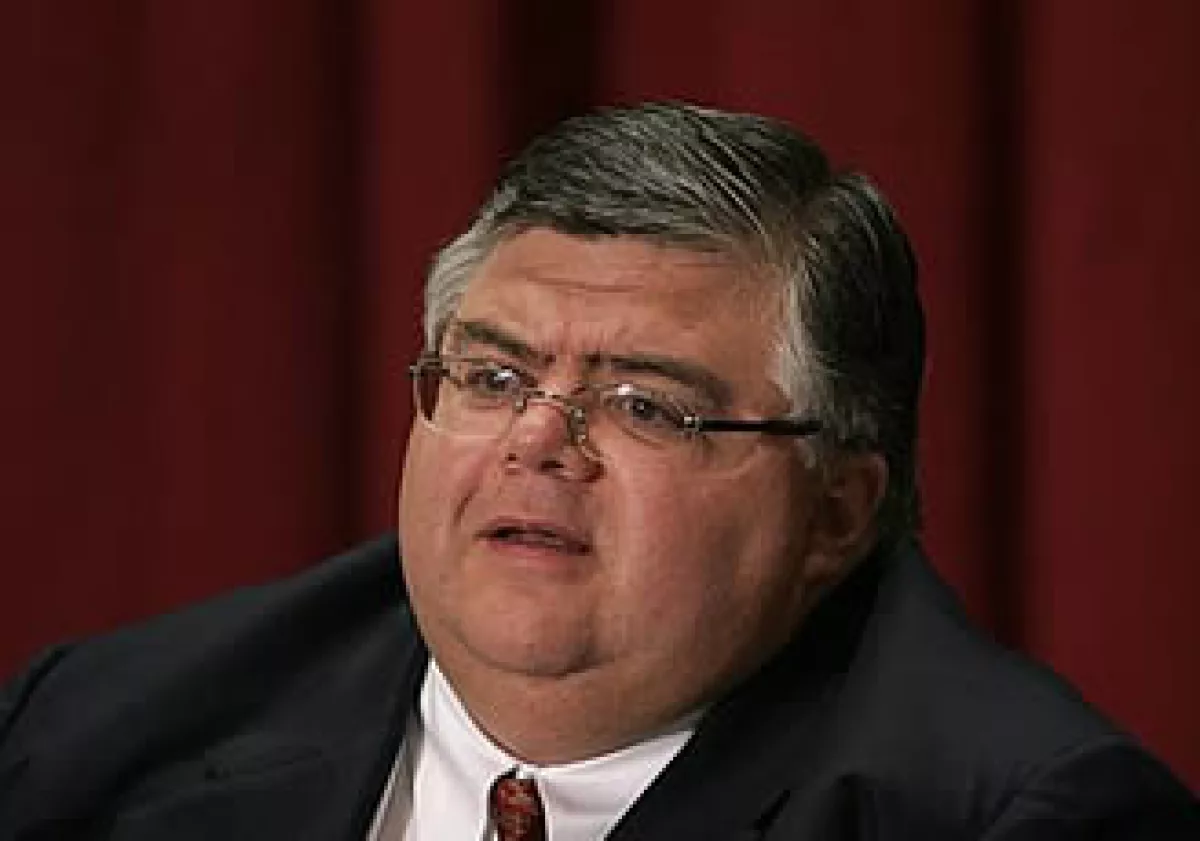 El secretario de Hacienda, Agustín Carstens indicó que se recortarán 85,000 mdp en el gasto. (Foto: AP)