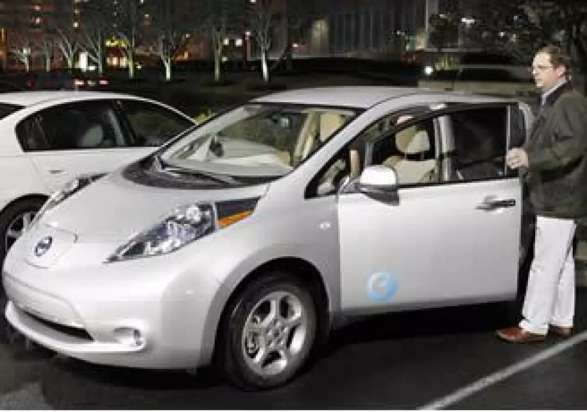 auto electrico leaf