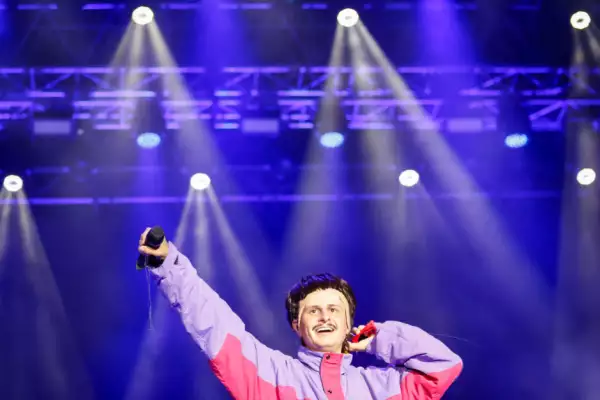 oliver tree accidente.png