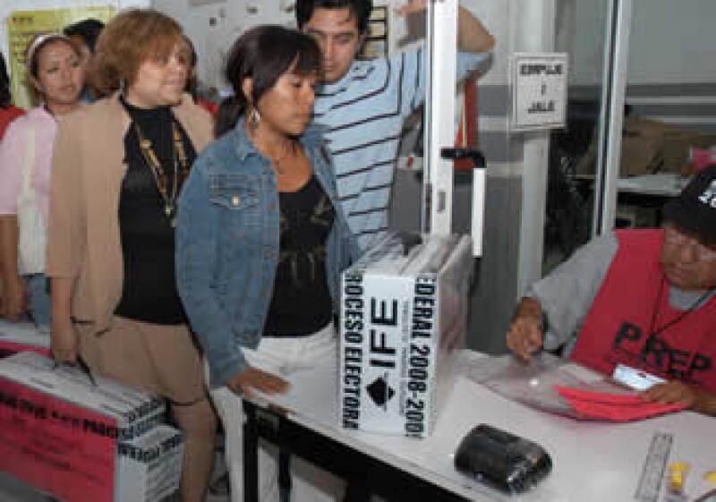 El partido gobernante, PAN, perdió la mayoría en la Cámara de Diputados en las elecciones del domingo. (Foto: Notimex)