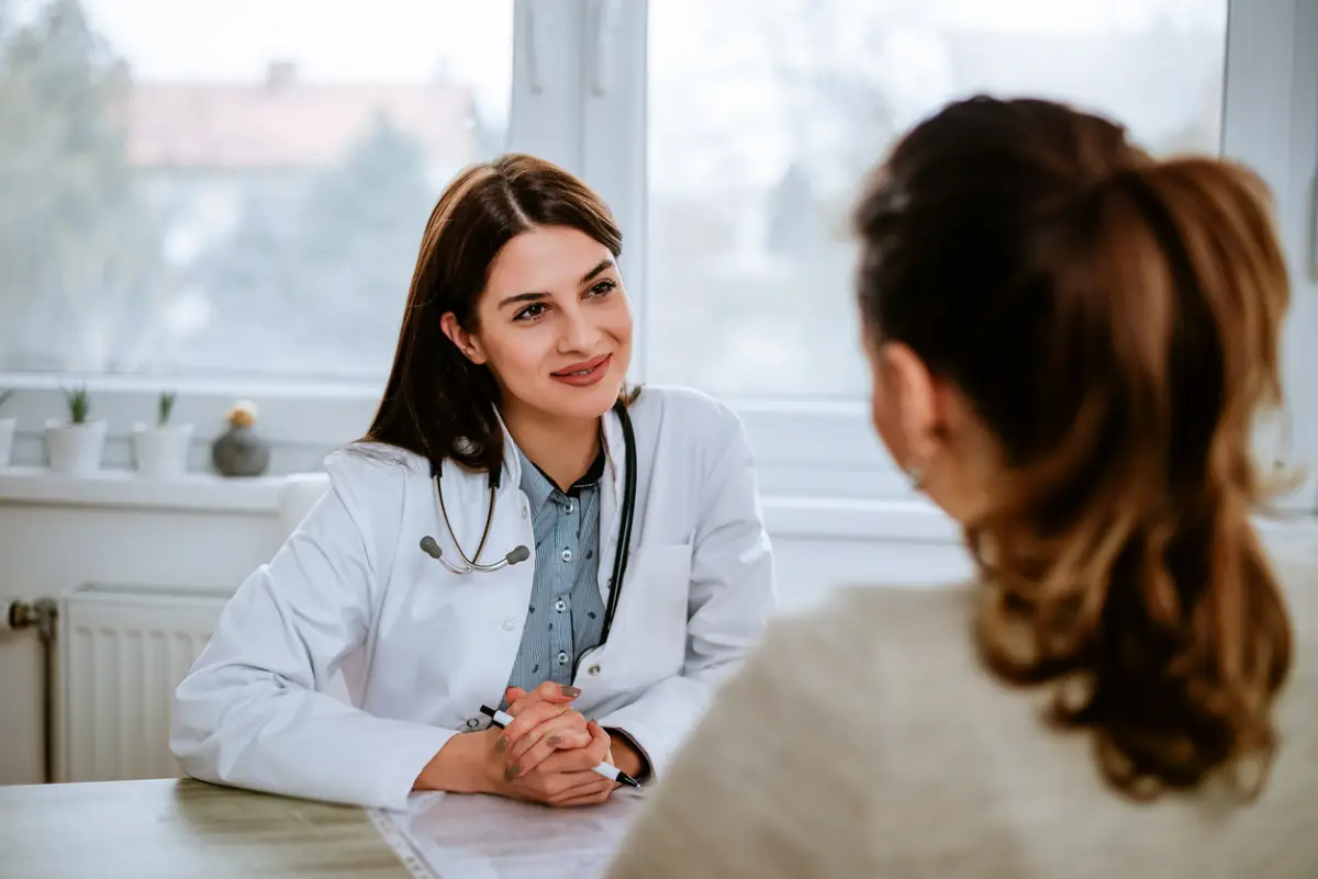 médica