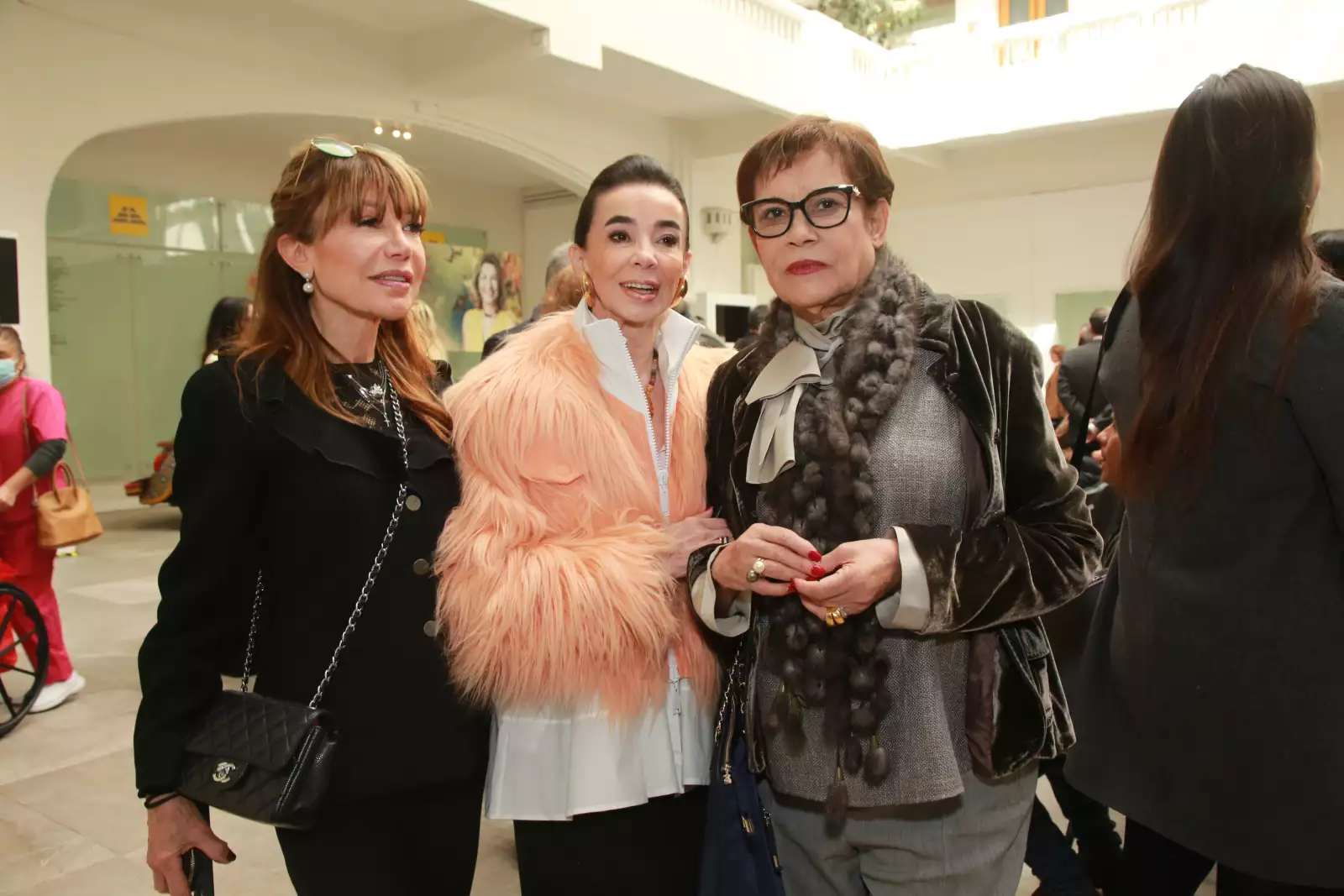 HOMENAJE A MARIE THÉRÈSE HERNAND DE ARANGO