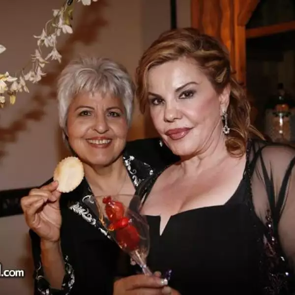 Enriqueta Chaparro,Yita Alvarado