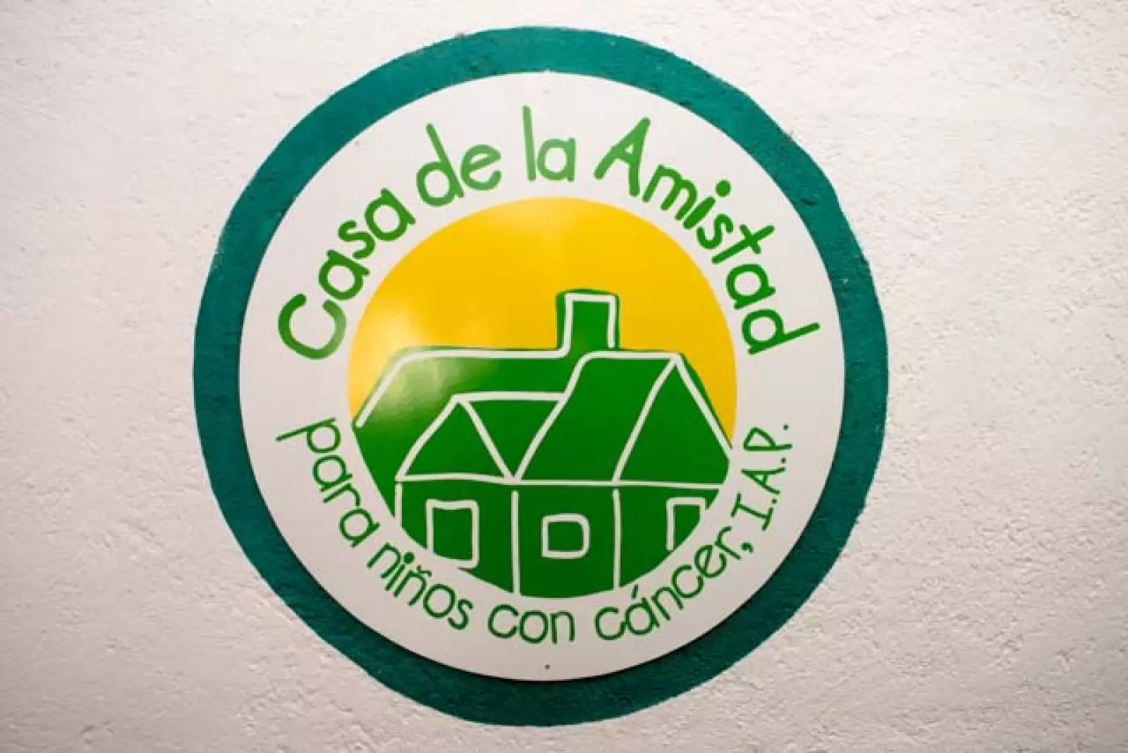 Visita de Paco Arango a la Casa de la Amistad