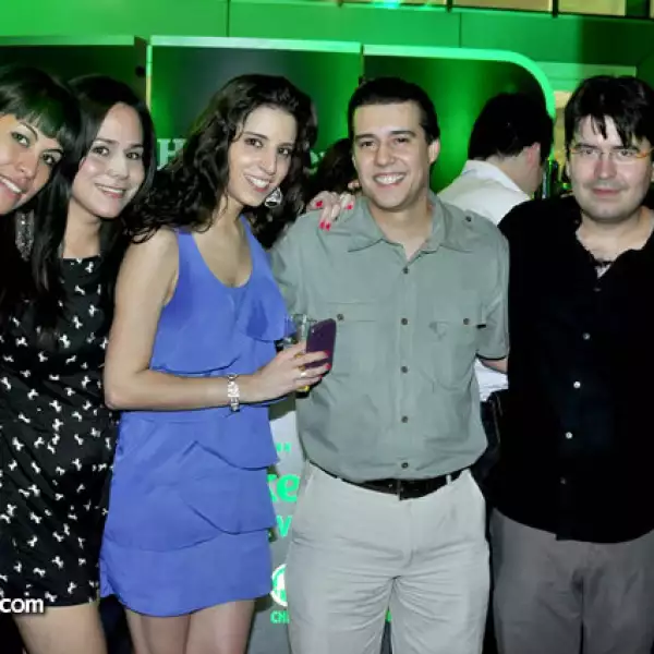 Karina Cantú, Ale Martinez, Alina Navarro, Alejandro Corripio, Julio Veliz y Claudia Guajardo