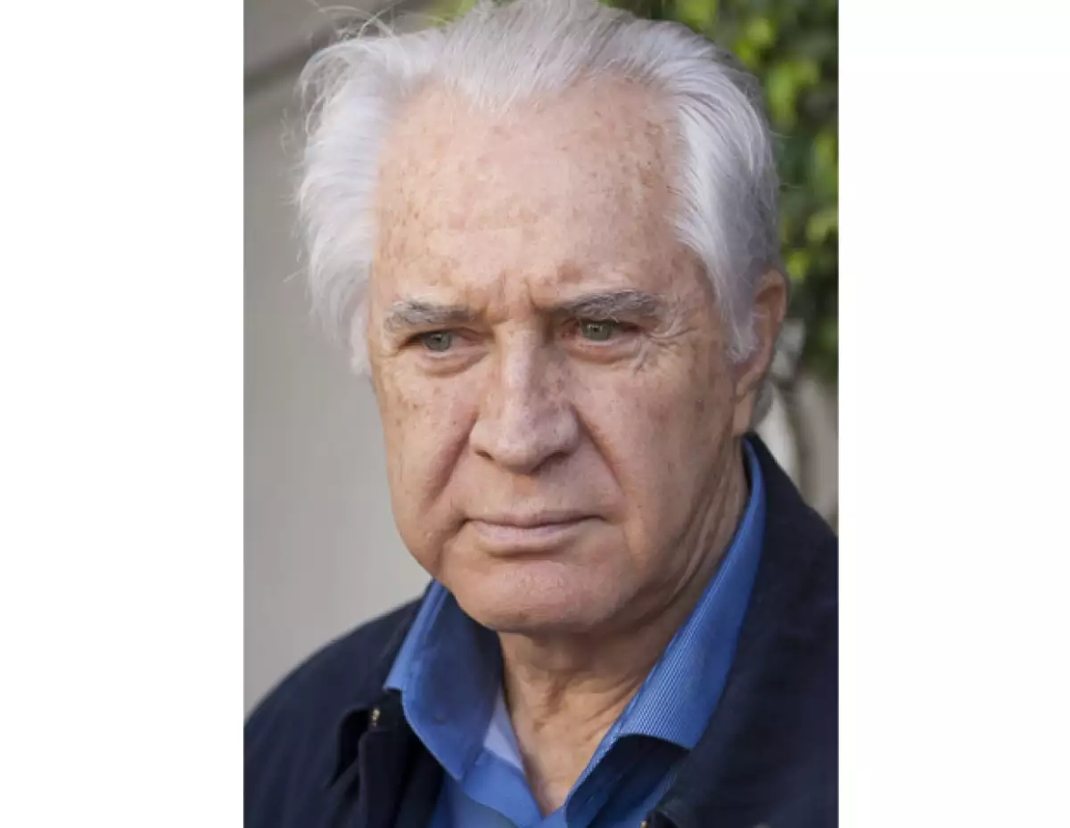 El actor no pudo contener las lágrimas luego de escuchar las muestras de apoyo de sus compañeros del gremio artístico durante la asamblea de la Asociación Nacional de Actores.