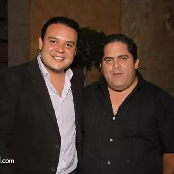 Víctor Kennidys,Angel Monjaraz