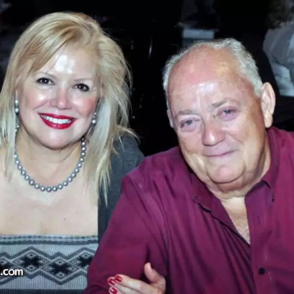 Estela Noyola de Villarreal y Marco Antonio Villarreal