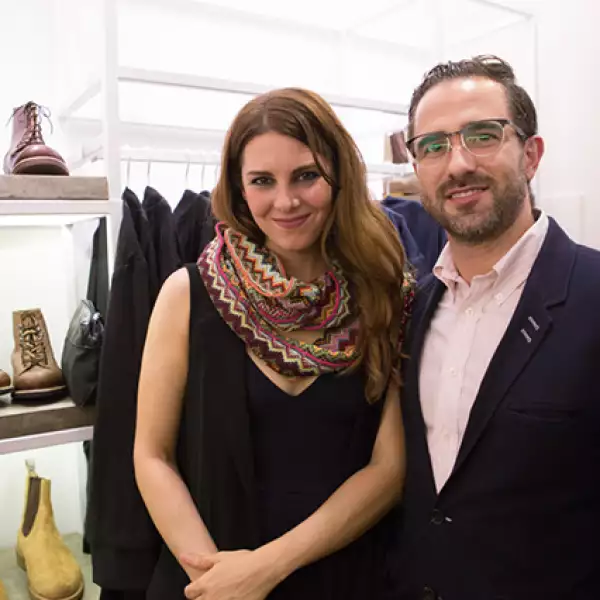 Apertura de la primera tienda de su marca "Prima Volta" de Anuar Layon