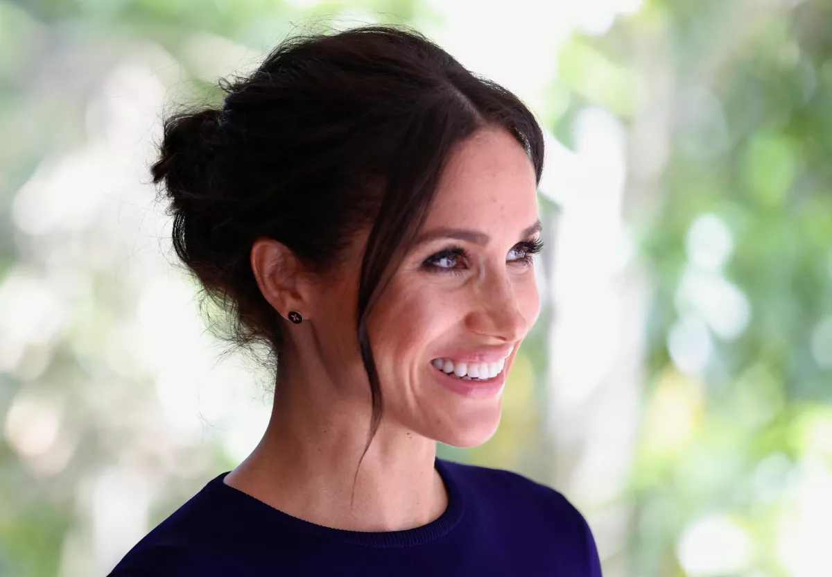 Renuncia asistente de Meghan Markle