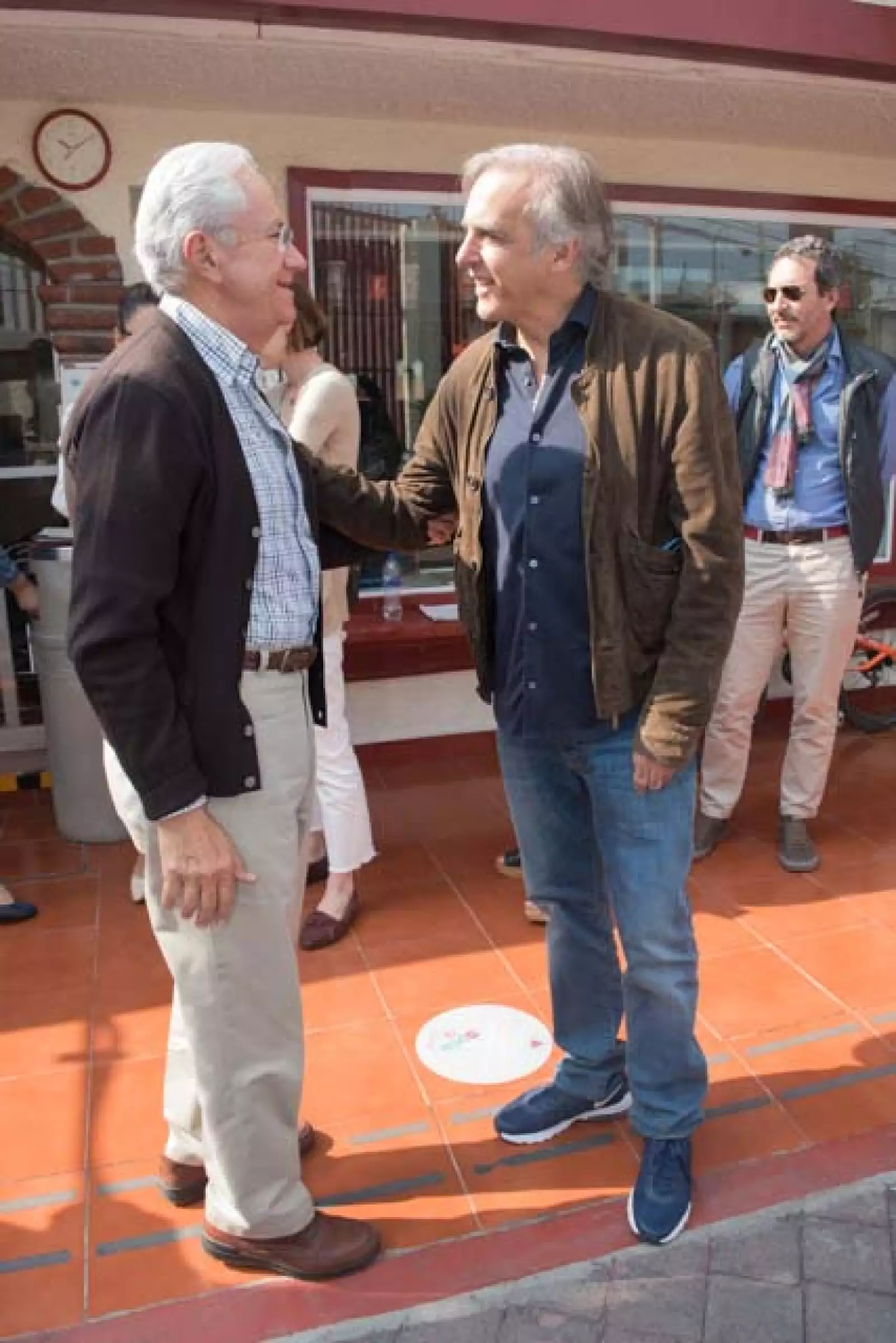 Visita de Paco Arango a la Casa de la Amistad