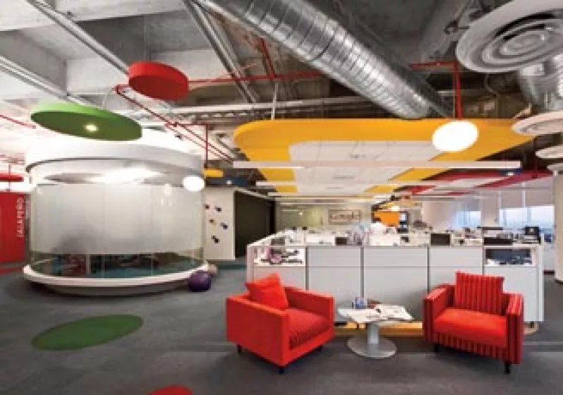 El diseño del corporativo  Google está concebido para  influir en el trabajo de los  empleados y transmitir  los valores de la marca. (Foto: Cortesía Willem Schalkwijk)