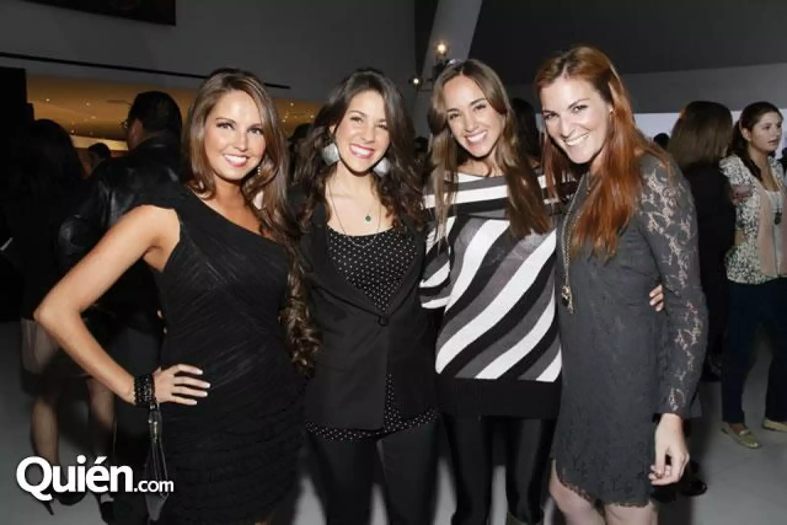 Karla Díaz,Regina Murguía,Olivia Peralta y Angie Taddei