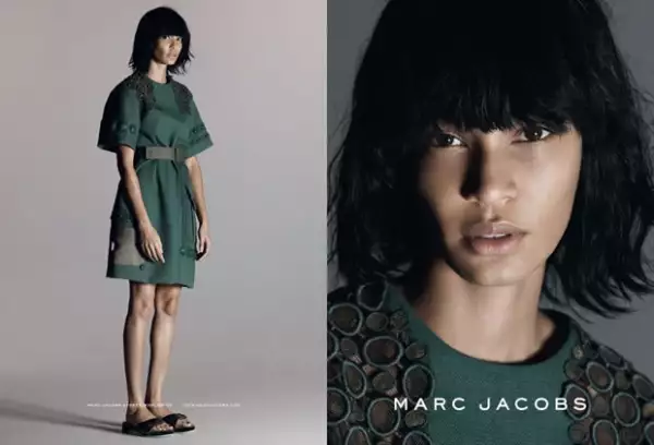 Joan Smalls también forma parte del séquito de la firma americana.