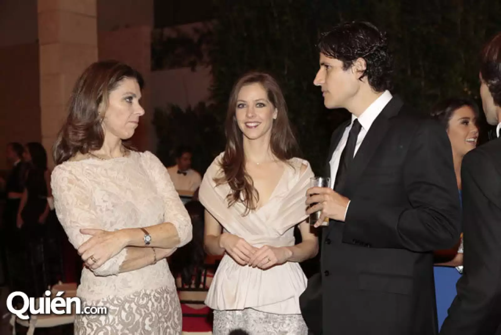 Bárbara Contreras,Bárbara Lerdo de Tejada,Diego Covarrubias