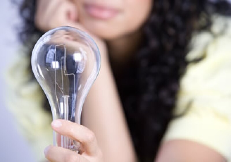 Puedes utilizar recursos como el outsourcing o las oficinas virtuales para ampliar tu empresa. (Foto: Jupiter Images)