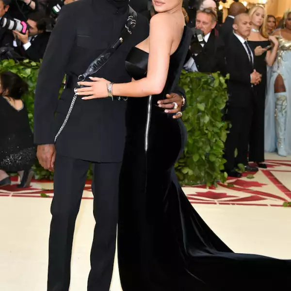 Heavenly Bodies: Fashion & The Catholic Imagination Costume Institute Gala