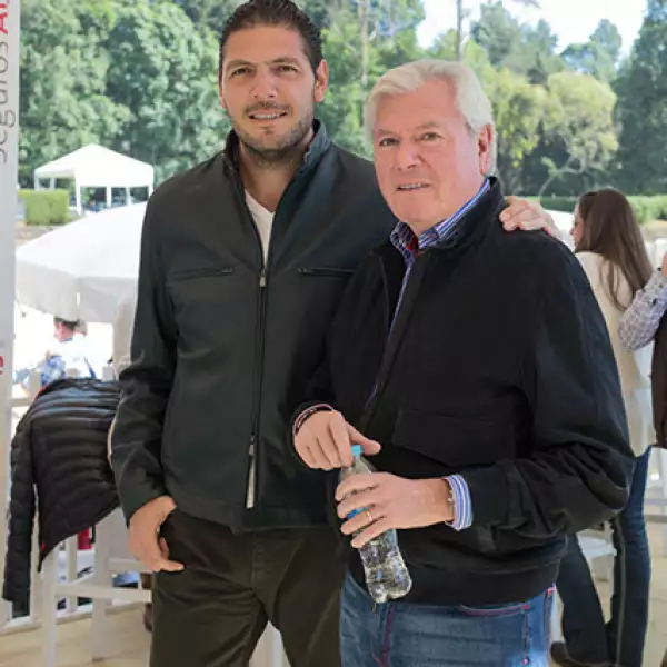 Carlos y Carlos Hank