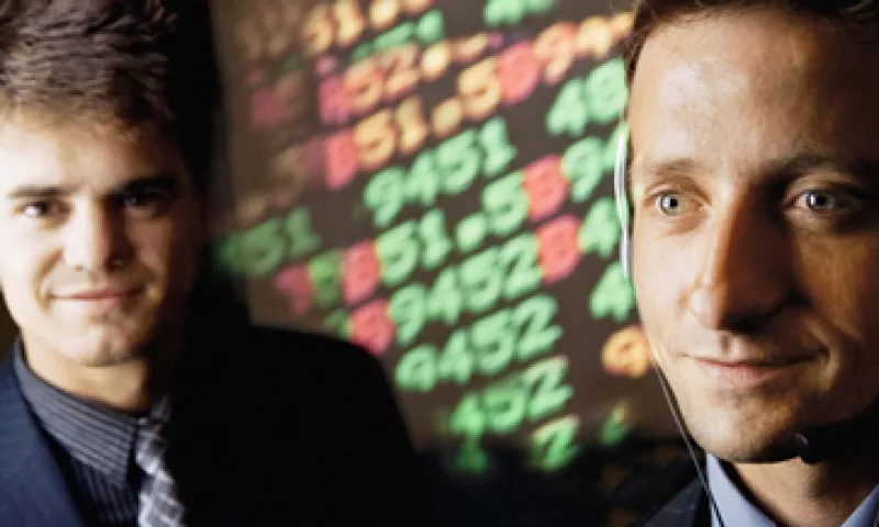 La regulación para instituciones de inversión es otra ventaja para los inversionistas mexicanos. (Foto: Thinkstock)