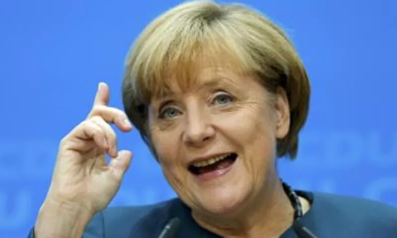 Merkel podría implementar un salario mínimo que mejore las condiciones de los trabajadores alemanes. (Foto: Reuters)