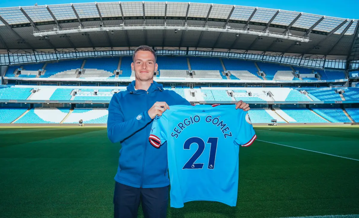 manchester-city-fichaje-sergio-gomez
