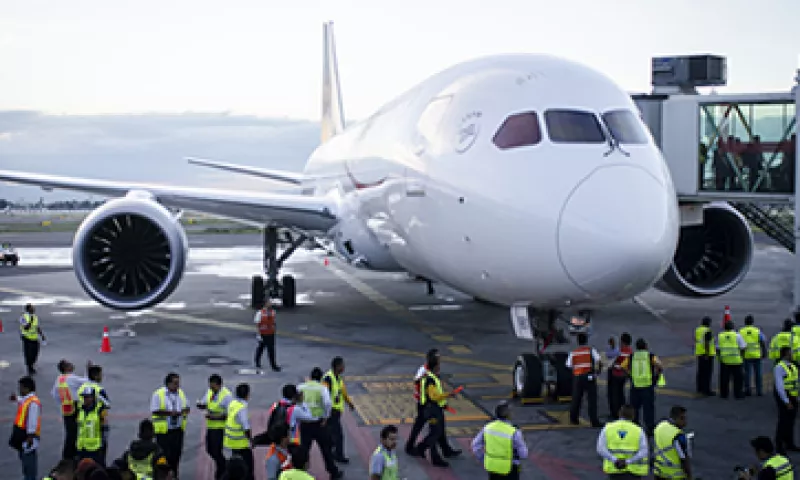 La resolución suspende los de manera inmediata los efectos del Contrato B. (Foto: Cuartoscuro)