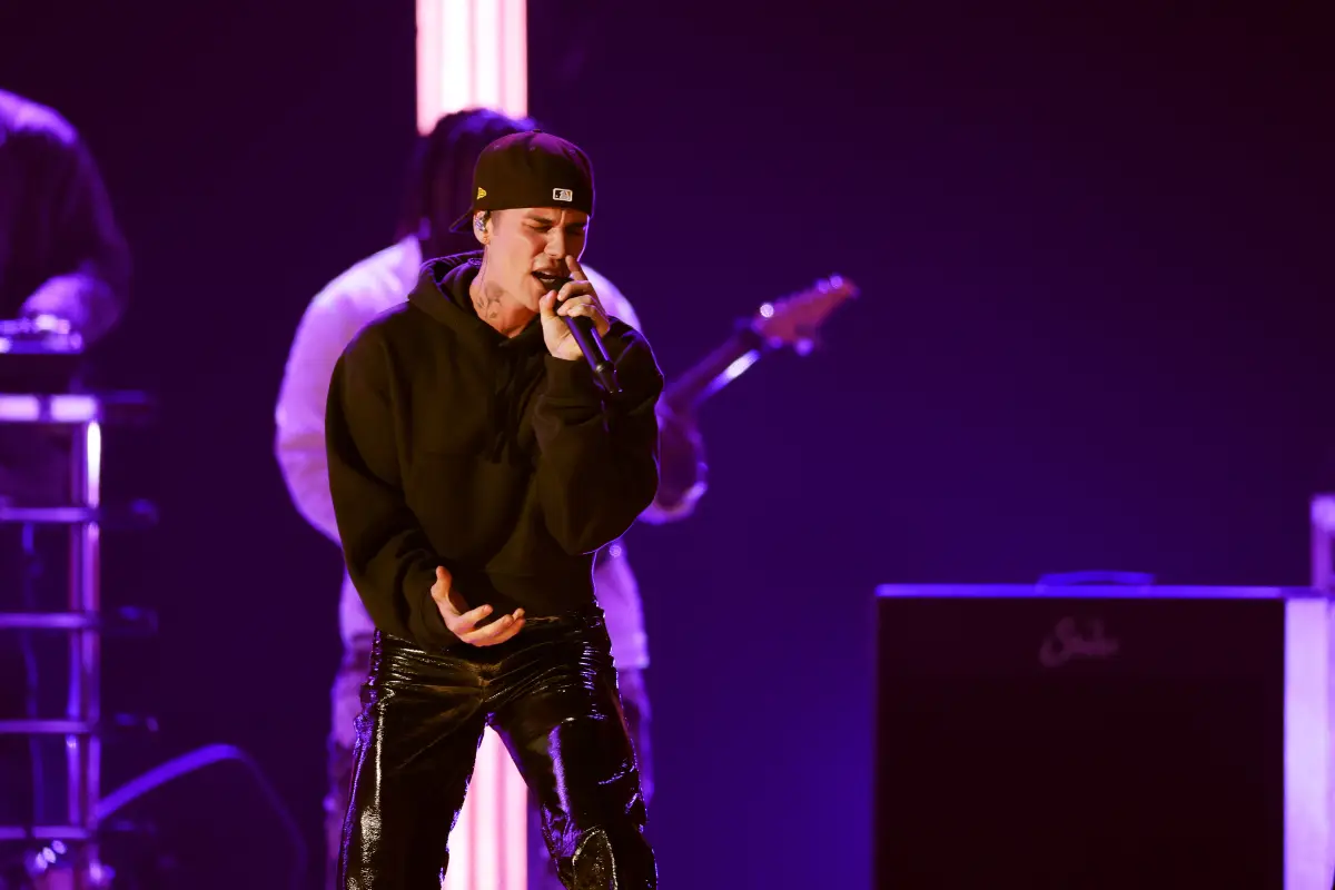 justin-bieber-paralisis-facial