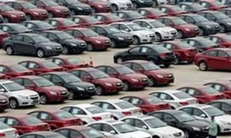 Autos (Foto: AP)