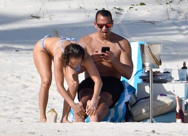 Jennifer Lopez, Alex Rodriguez.