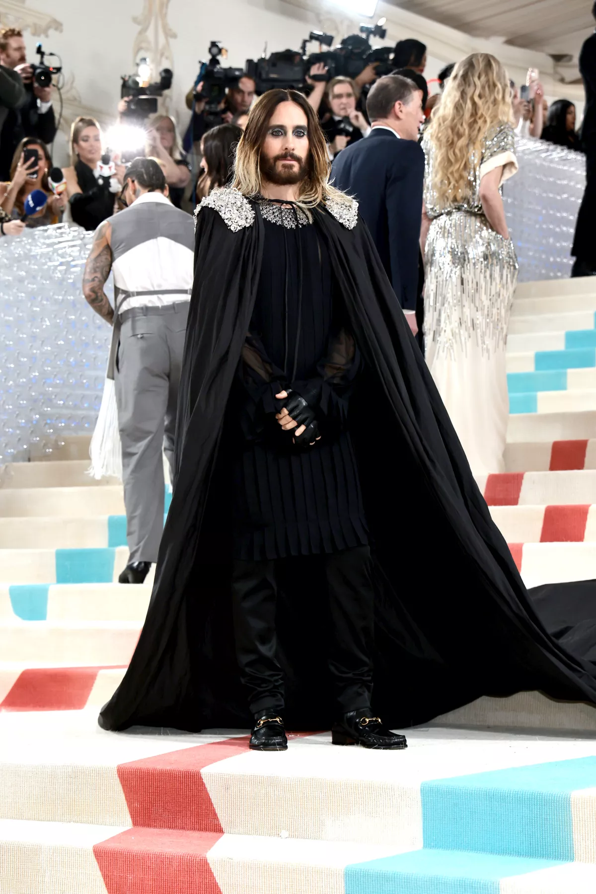 El look de Jared Leto debajo de la botarga.