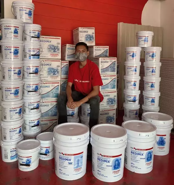 Redimix® marca Tablaroca® con la imagen de Luchando Venceremos®