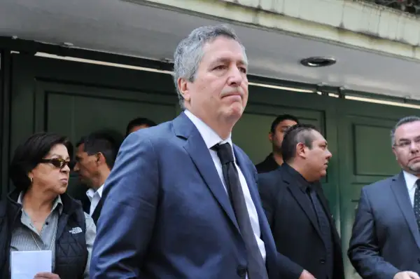 Omnilife fue fundada el 11 de septiembre de 1991 en Guadalajara, México, por Jorge Vergara y Maricruz Zatarain, inicialmente bajo el nombre de Omnitrition de México. La empresa revolucionó el mercado de la venta directa y el multinivel con el lanzamiento de su producto estrella, Magnus (hoy Biocros), apoyándose en una tecnología de absorción de nutrientes llamada micelización.