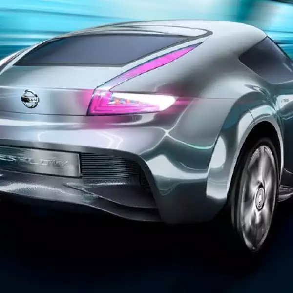 La automotriz japonesa explota al máximo su equipo de diseño con este híbrido de lujo y deportivo, capaz de alcanzar los 100 km/h en 5 segundos.