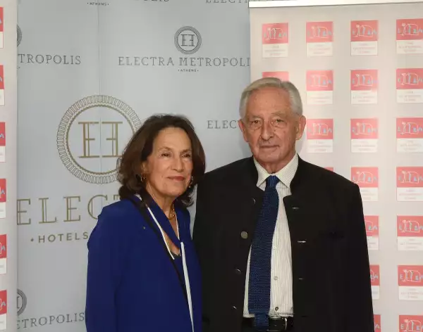 El príncipe Miguel de Grecia y su esposa, la artista Marina Karella