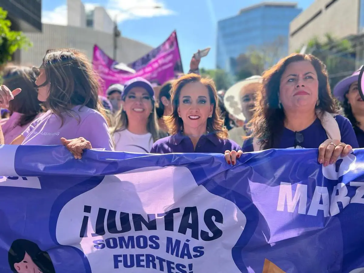 CLAUDIA-RUIZ-MASSIEU.jpg