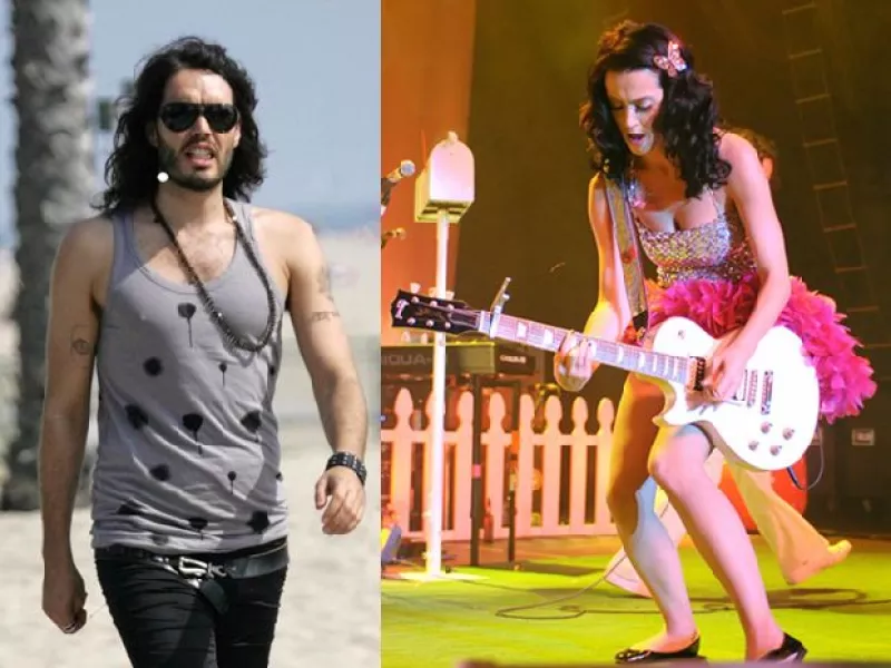 A Russell le había gustado Katy durante años. Cuando estuvieron juntos en Nueva York para los premios MTV, el comediante se dio a la tarea de mostrarle todo su encanto