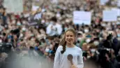La activista medioambiental Greta Thunberg habla durante la huelga global por el planeta del movimiento Fridays for Future en Belín, Alemania. 