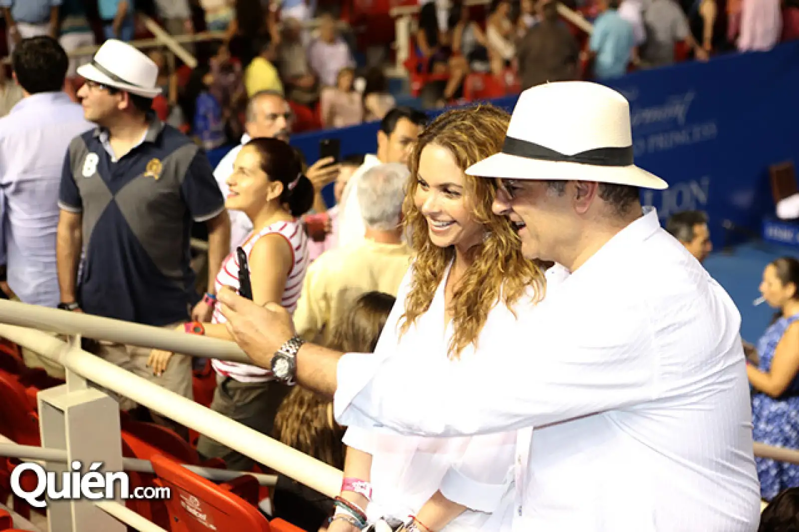 Lucero,Michel Kuri