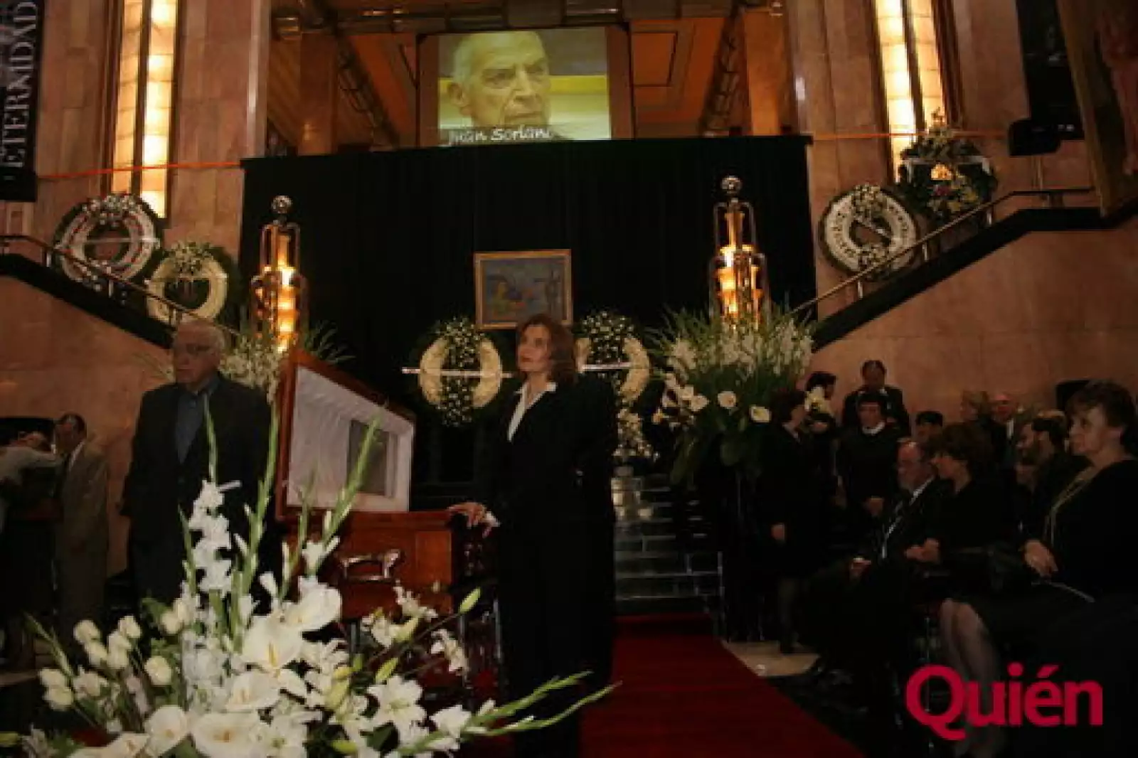 Carlos Monsivais, Ángeles Mastretta