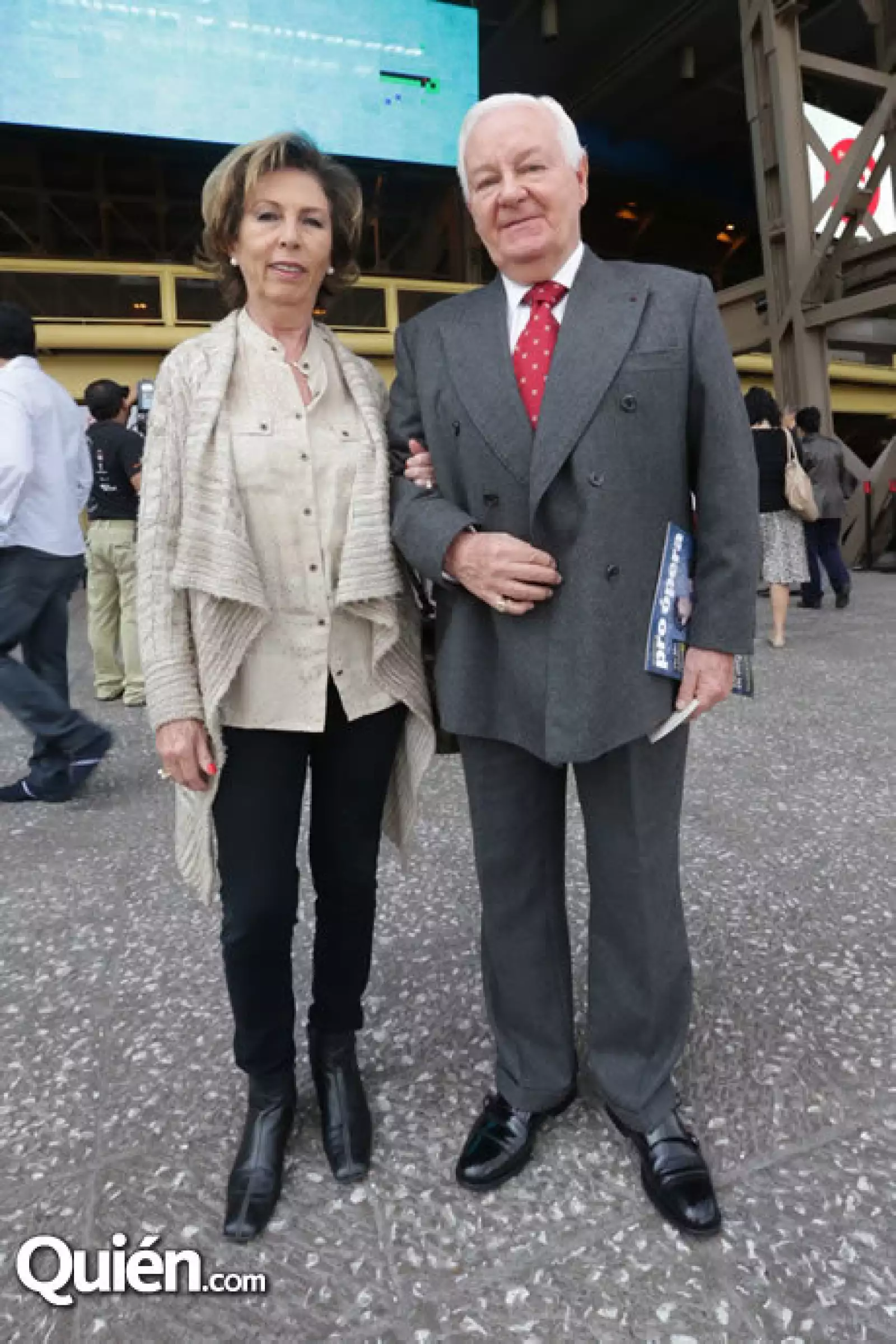 Isabel Orendain,Ignacio Orendain