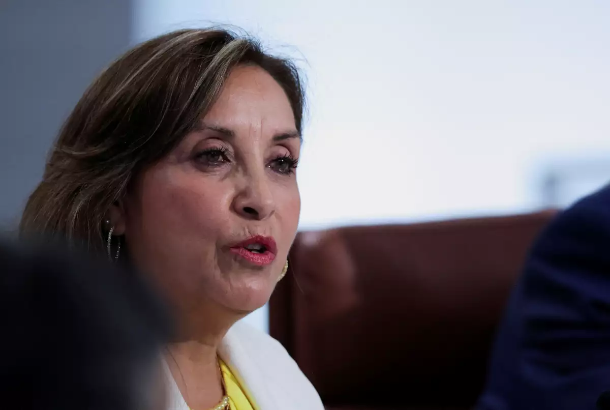 La presidenta de Perú, Dina Boluarte, asiste al Retiro de Líderes en la Cumbre de Cooperación Económica Asia-Pacífico (APEC) en San Francisco, California, EE. UU., el 17 de noviembre de 2023.