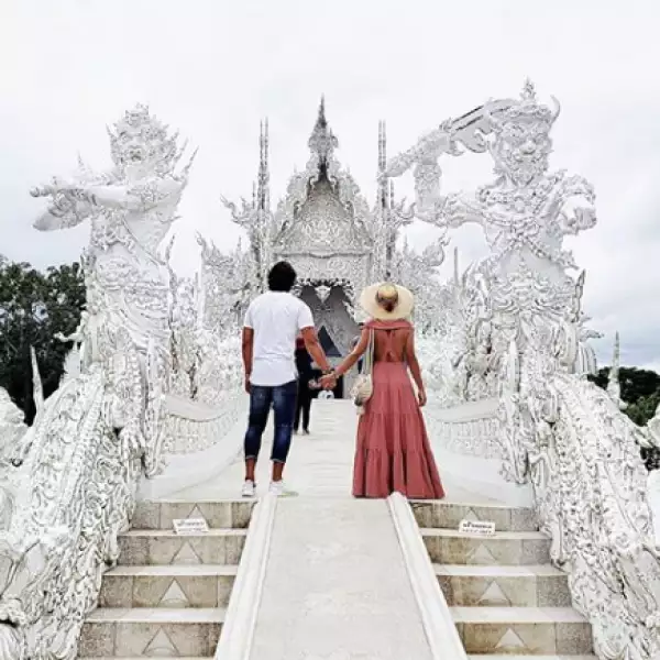 Renata Notni viaje por Asia