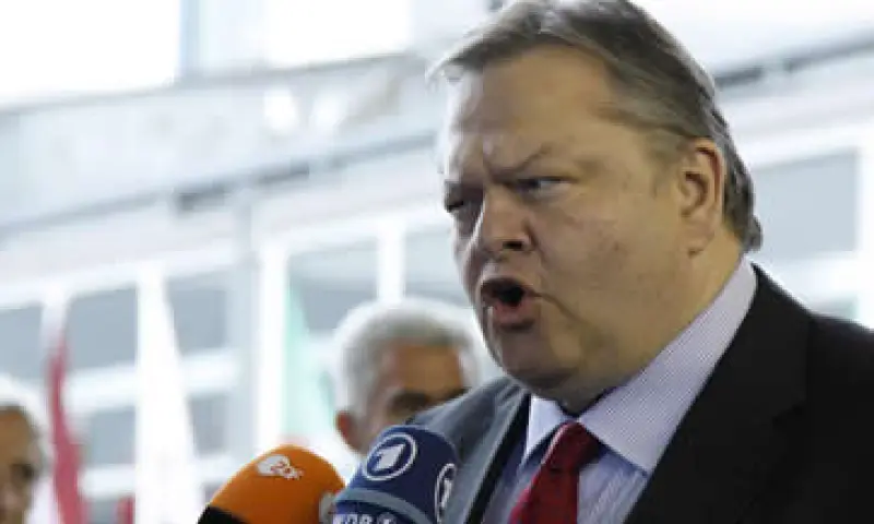 Venizelos destacó que los líderes de los dos partidos de la coalición del Gobierno del primer ministro Lucas Papademos habían entregado compromisos firmados. (Foto: AP)