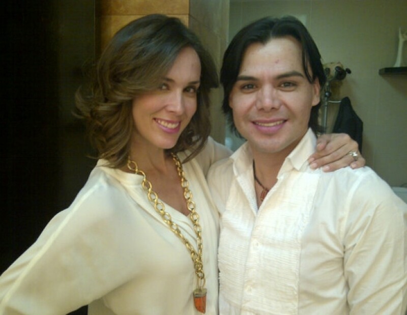Jacky acudió con su amigo Chuy para lograr ese cambio que quería.