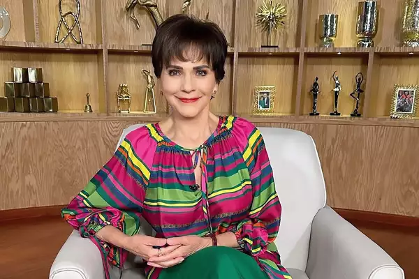 Pati Chapoy, titular de Ventaneando, negó que exista una orden de aprehensión en su contra