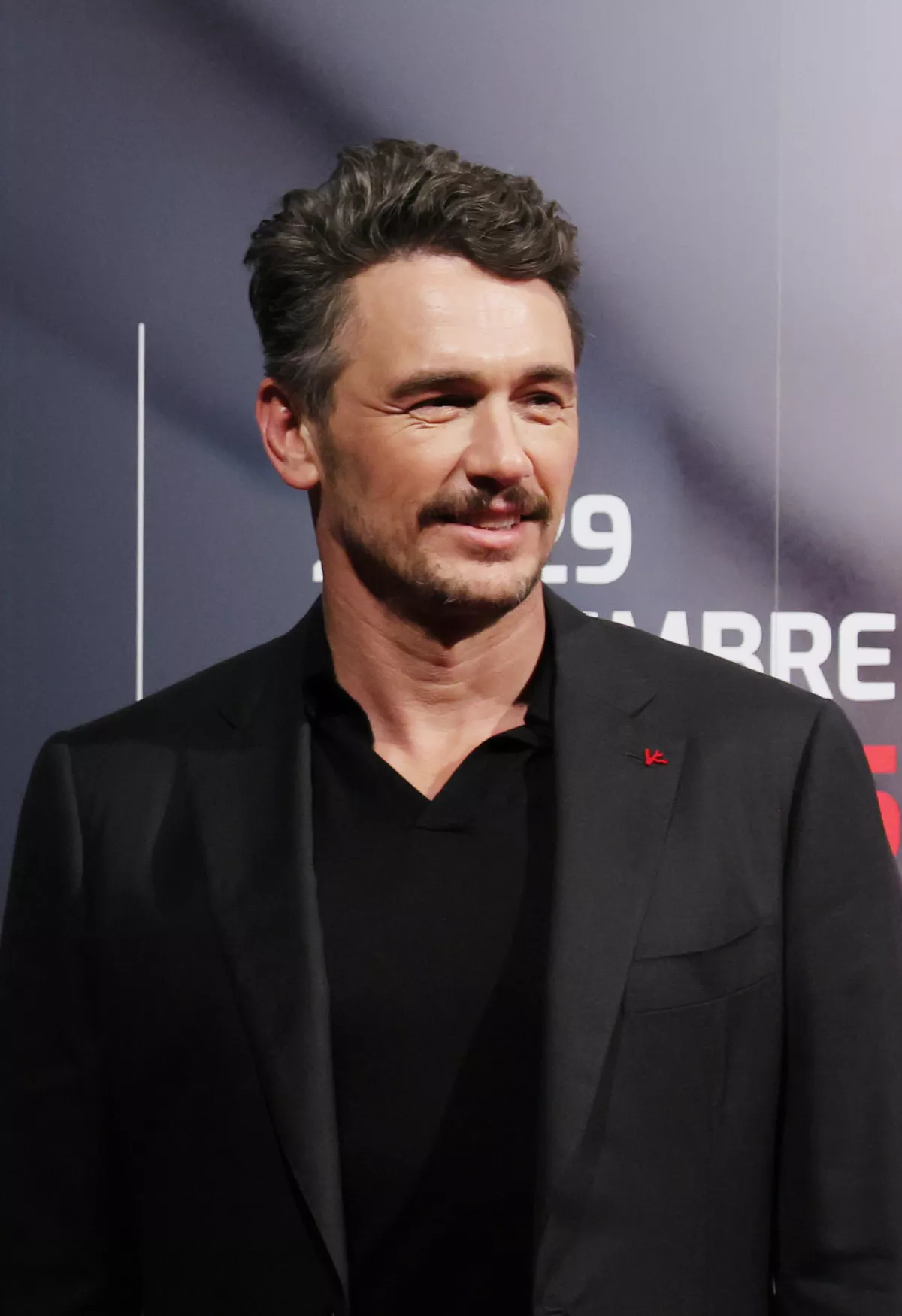 James Franco provoca burlas y escepticismo con video que muestra un supuesto extraterrestre