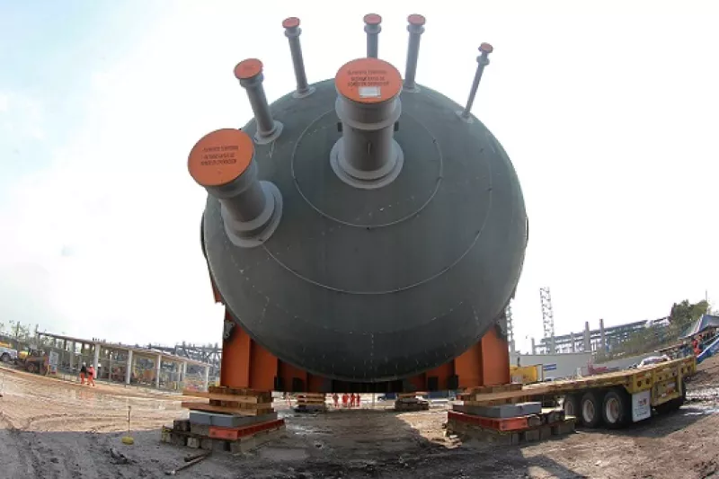 Refiner�a Tula colocaci�n tambor