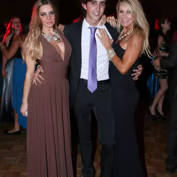 Kristel Fabre,Daniel Iza y Patsy Pepping