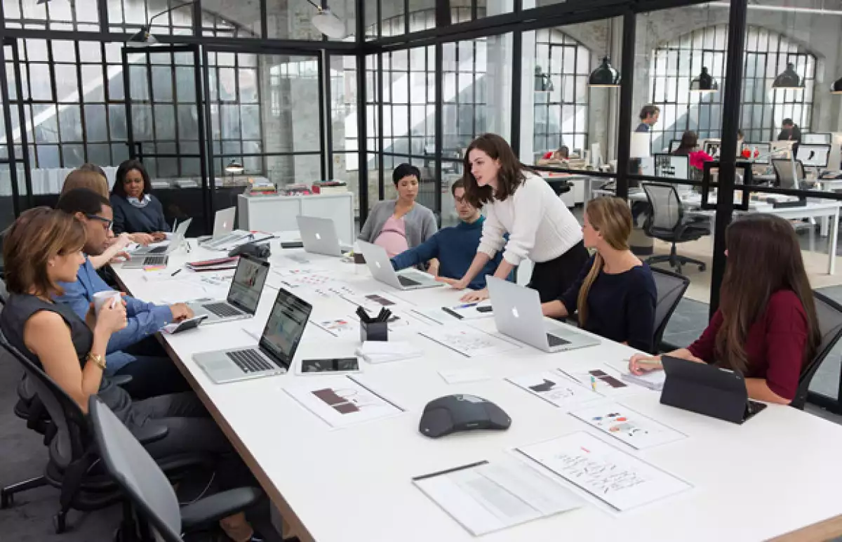 Descubre cuáles son las 5 industrias en las que existe mayor equidad de género, tal vez sea la última razón que necesitas para tomar la decisión final sobre la carrera que piensas estudiar.